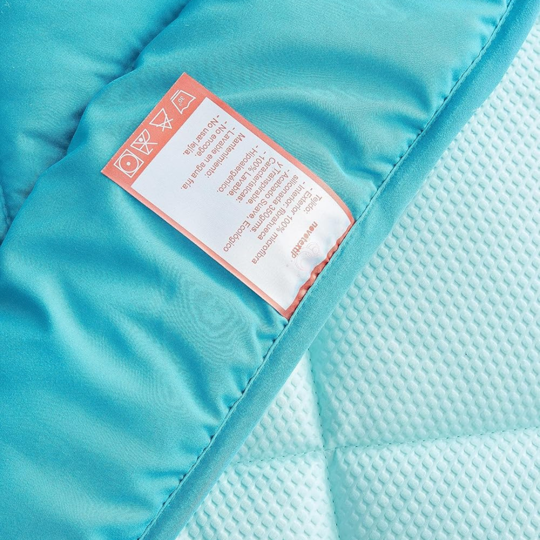 Novotextil- Couette bicolore. microfibre. Densité 350gr/m2 Turquoise